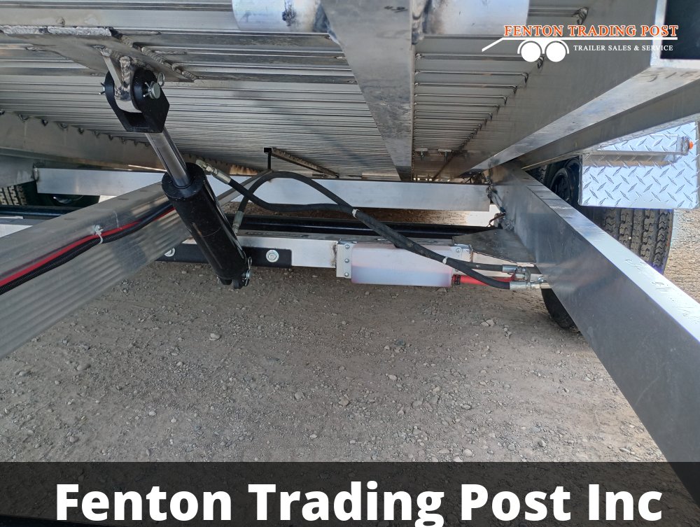 Legend 7x20 10K Tilt - 7X20TCHTA52 Flatbed Car Hauler