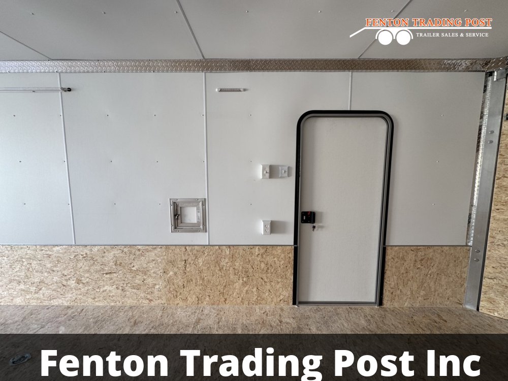 Legend 7.5x29 Explorer Snow (7.5x24' Box + 5' V-Nose) - 7.5X29ETA35 Snowmobile