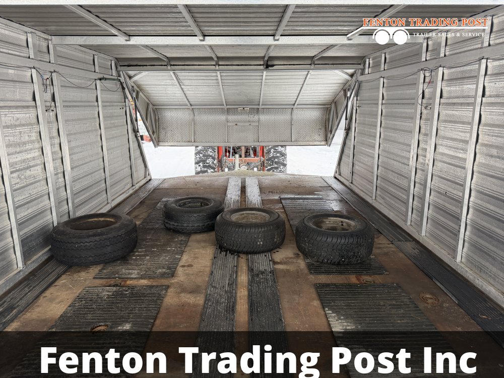 Used Xtreme 2-Place Enclosed Drive-On / Drive-Off Snowmobile