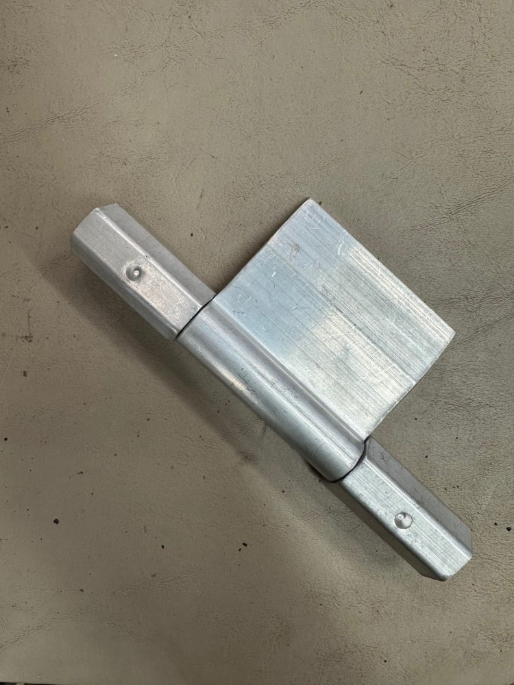 ALUMINUM RAMP DOOR HINGE , WELD ON, LEGEND STYLE