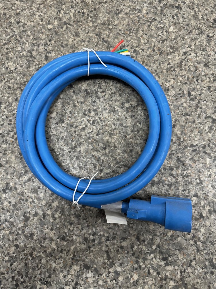 7-WAY CONNECTOR WITH MOLDED CABLE AND WIRING, ARCTIC BLUE, TRAILER END, 8' LONG, -40 RATING