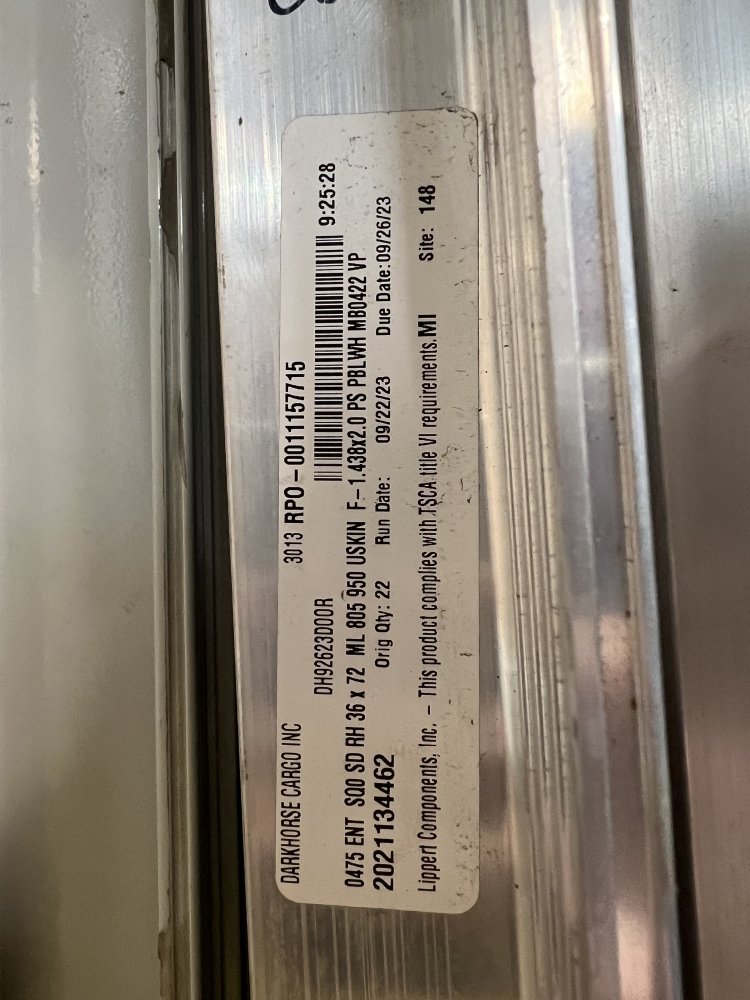 REPLACEMENT DOOR ASSEMBLY, DARKHORSE, 36"X72", WHITE