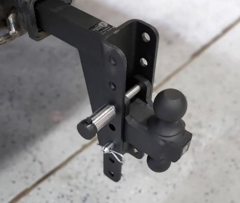 BULLETPROOF HITCHES 5/8" BULLETPROOF LOCKING PIN FOR 2", 2.5" & 3" HITCH RECEIVERS, 4" USABLE LENGTH