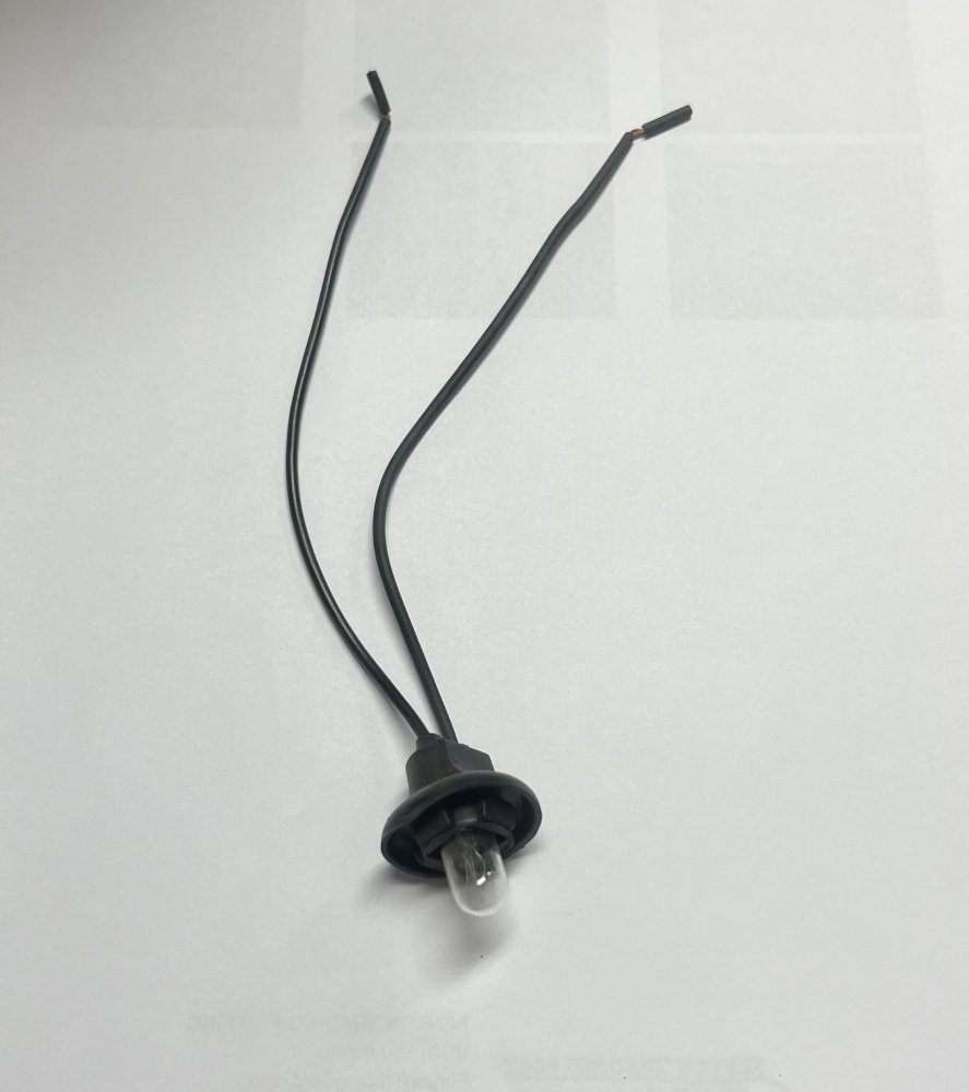 WEDGE BASE SOCKET WITH 194 BULB FOR BARGMAN 58/59/68 SERIES LIGHTS