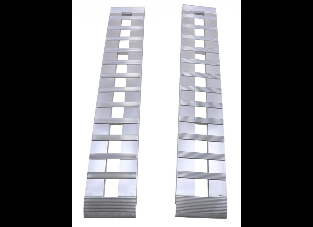 ALUMINUM CAR HAULER RAMP SET, 7' L X 14" W - 6,000lbs CAPACITY