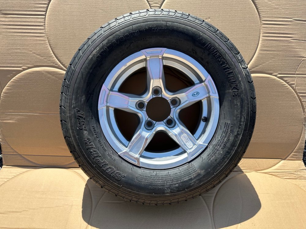 ALUMA 175/80R13 - LRC SPARE TIRE, ALUMINUM LYNX WHEEL, SILVER, 5 LUG 5X4.5 , 5 ON 4.5