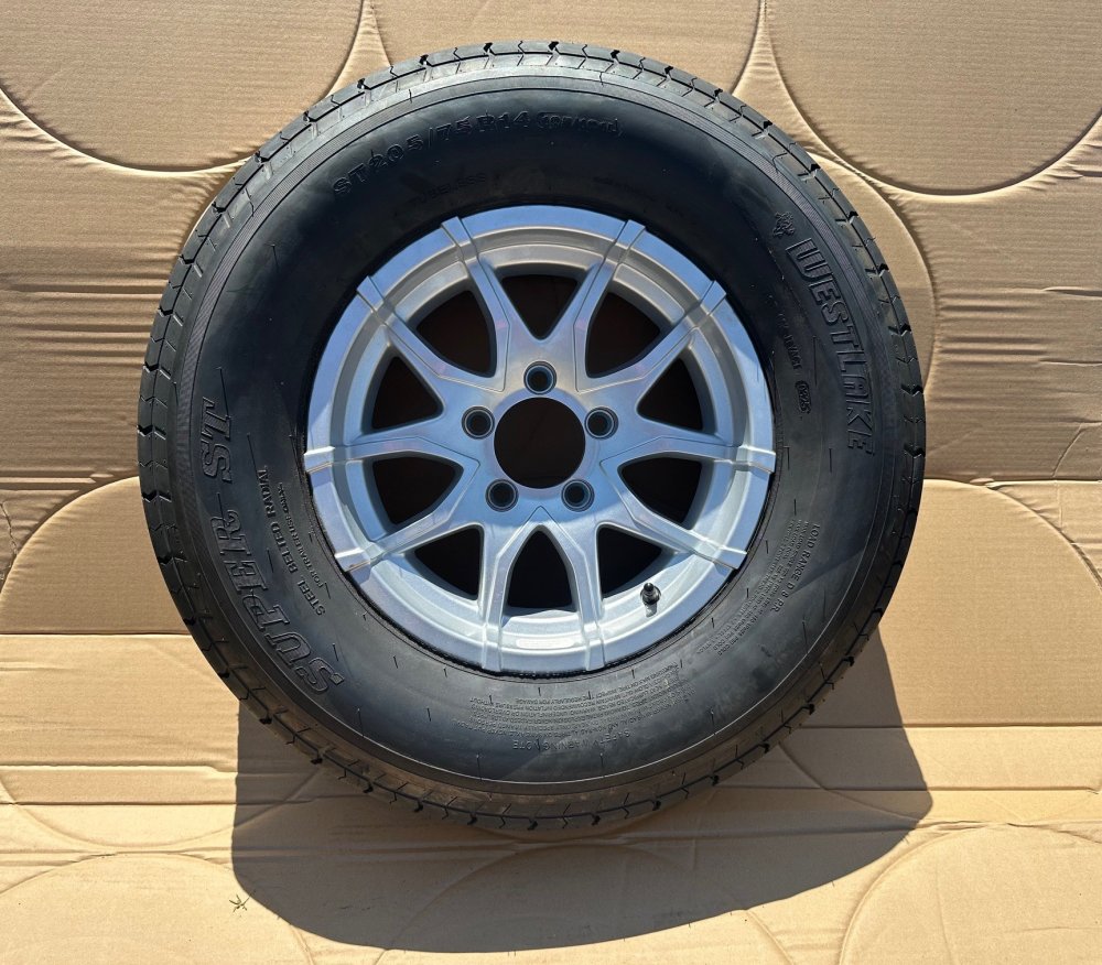 ALUMA 5 SPOKE SPLIT, ALUMNIUM EAGLE W/ ST205/75R14 LRD, 5 ON 4.5, 5X4.5 SPARE TIRE