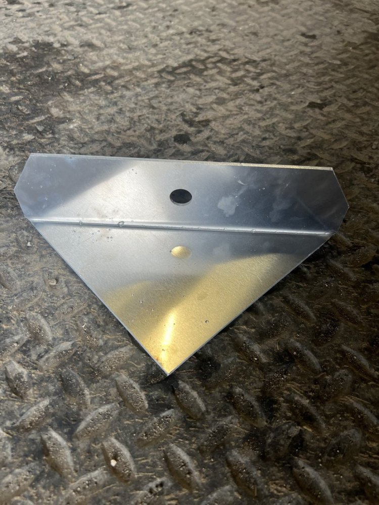 FAB, ALUMINUM 3" FENDER STEP PLATE WITH 3/4 HOLE REMOVABLE FRONT