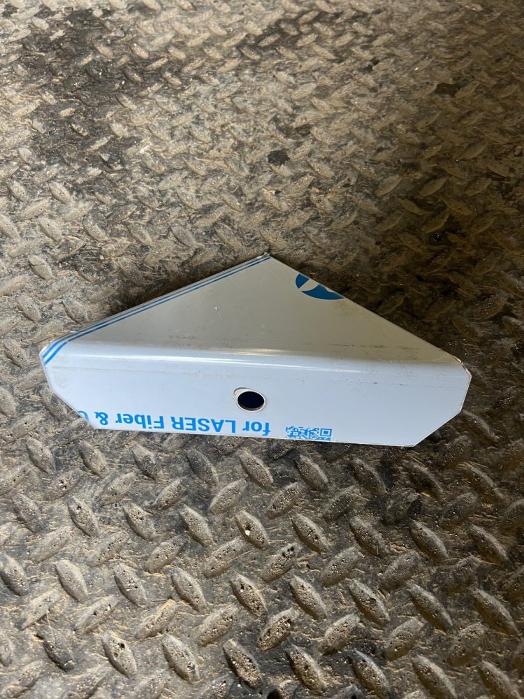 FAB, ALUMINUM 3" FENDER STEP PLATE WITH 3/4 HOLE REMOVABLE FRONT