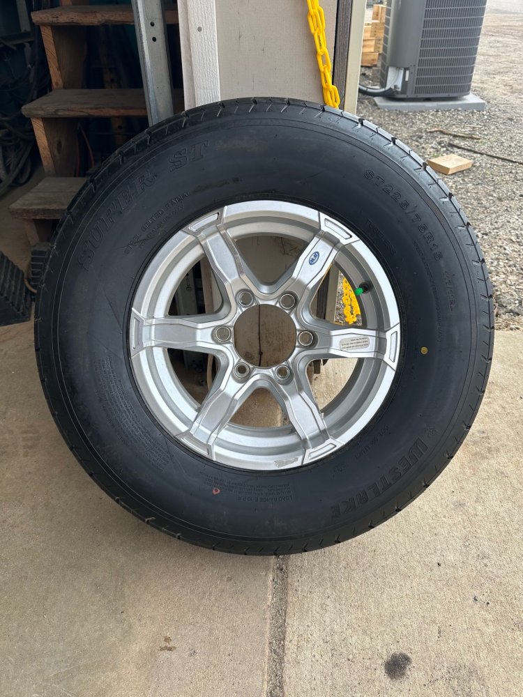 ALUMA 225/75R15 - LRE SPARE TIRE, ALUMINUM LIGER WHEEL, SILVER, 6 LUG 6X5.5 6 ON 5.5