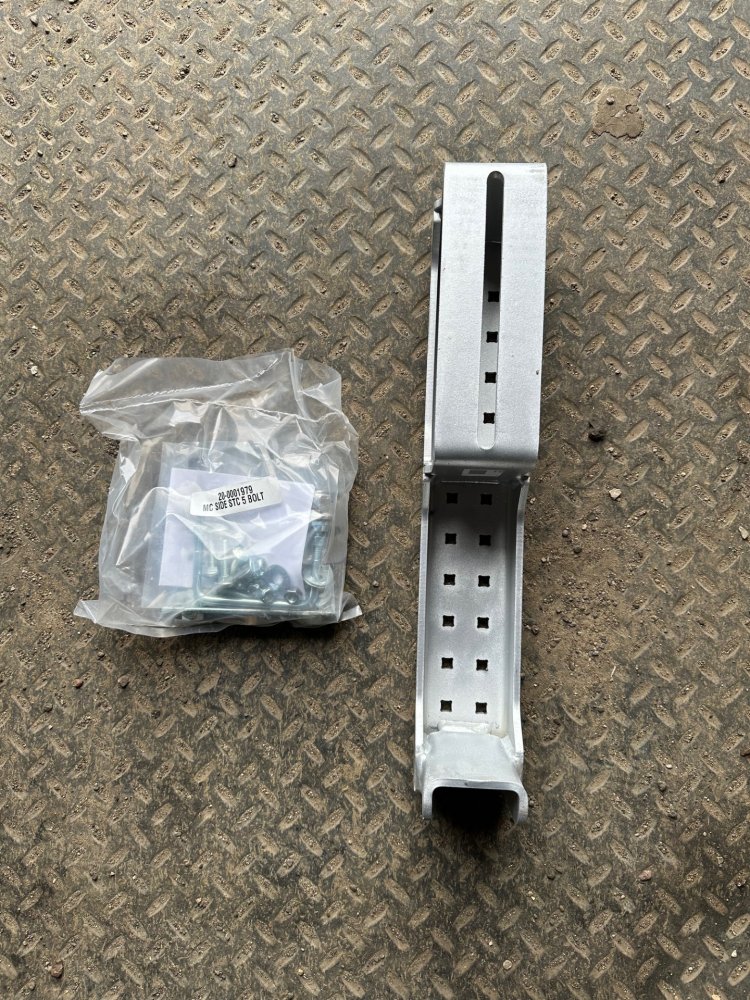 MC SERIES SPARE TIRE MOUNT - SIDE MOUNT, 5 BOLT STEEL