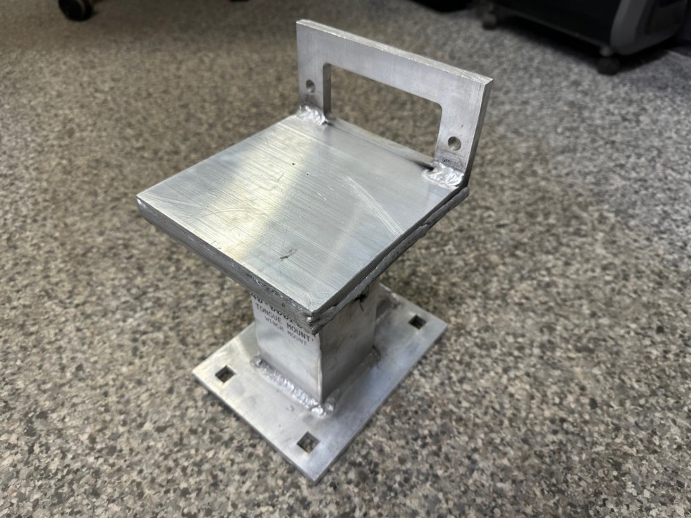 ALUMA TONGUE WINCH MOUNT ASSEMBLY WITH MOUNTING HARDWARE, WINCH PLATE