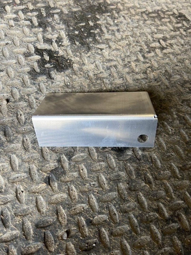 FAB, ALUMINUM STEP PLATE, PASSENGER SIDE, LANDSCAPE