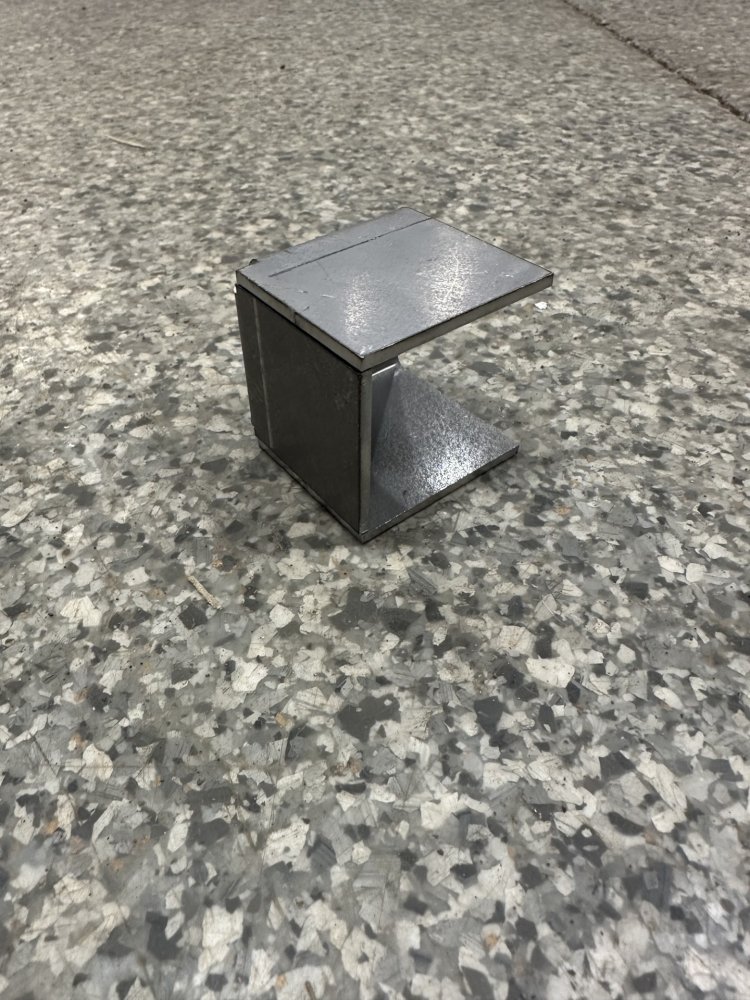 SURE-TRAC REAR LATCH FOR CAM BAR, LOWER KEEPER, WELD ON STEEL, 2"X2" CAPPED - DUMP TRAILER