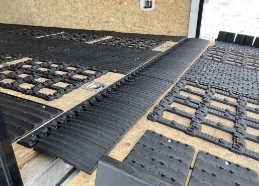 CALIBER EDGE GLIDE 2.0, TRANSITION FLAP , 72" W TOTAL, 24" W EACH - QTY - 3 , SNOWMOBILE, RETAIL BOX