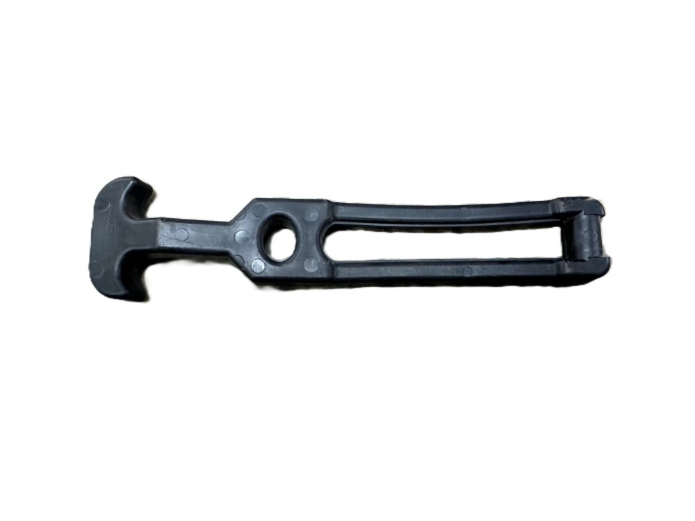 LATCH HANDLE, RUBBER, FLEXIBLE DRAW LATCH