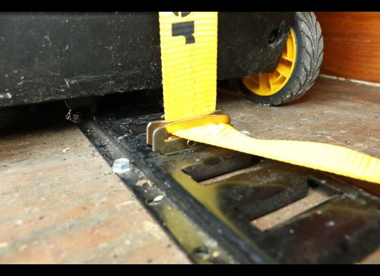 E-TRACK SPRING FITTING FOR 2" RATCHET STRAP, 1,333lbs WLL, SLOT FITTING FOR STRAP