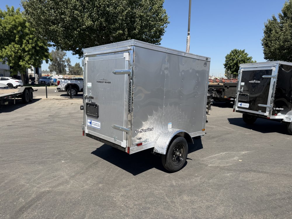 2027 Continental Cargo E-4x6 SA Enclosed Cargo