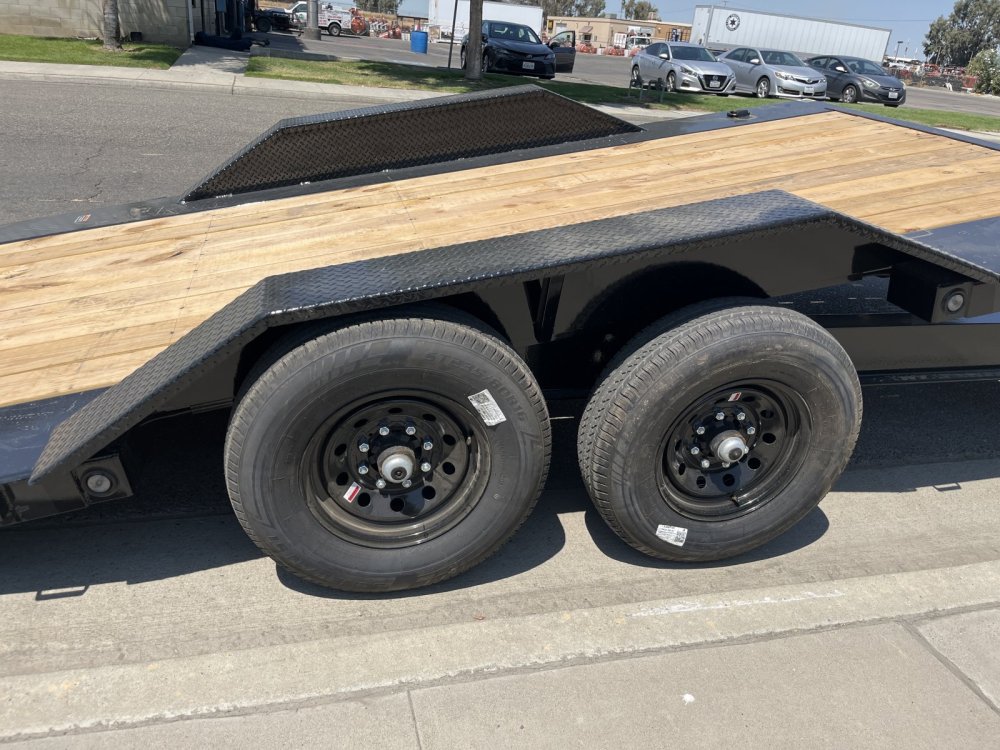 2026 Load Trail TH0218072 Tilt