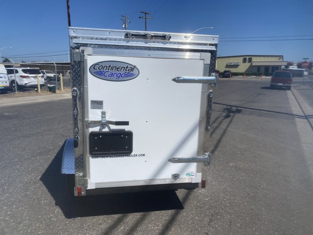 2026 Continental Cargo E-4x6 SA Enclosed Cargo