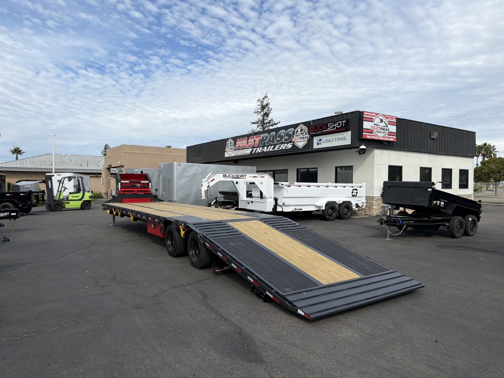 2026 Buckshot Titan Bolt-HD38 Gooseneck Equipment