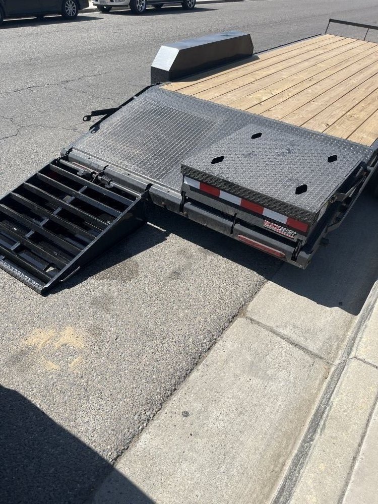 2025 BUCKSHOT TRAILERS Guage 20R Equipment