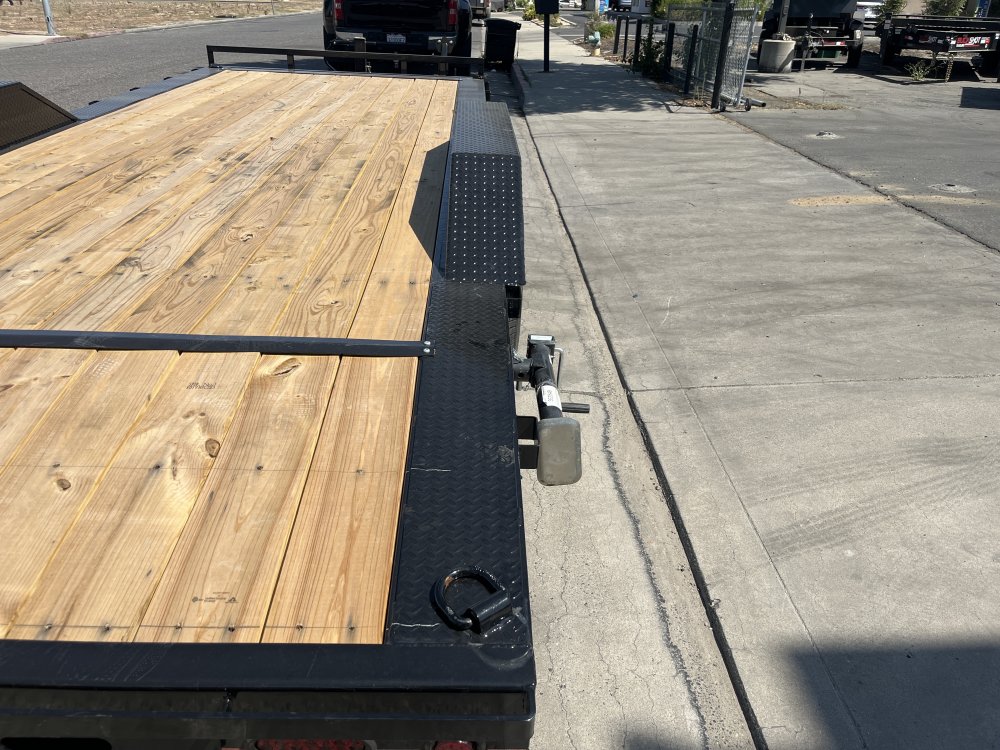 2026 Load Trail CH0222072 Equipment
