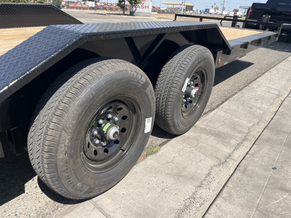 2026 Load Trail CH0222072 Equipment