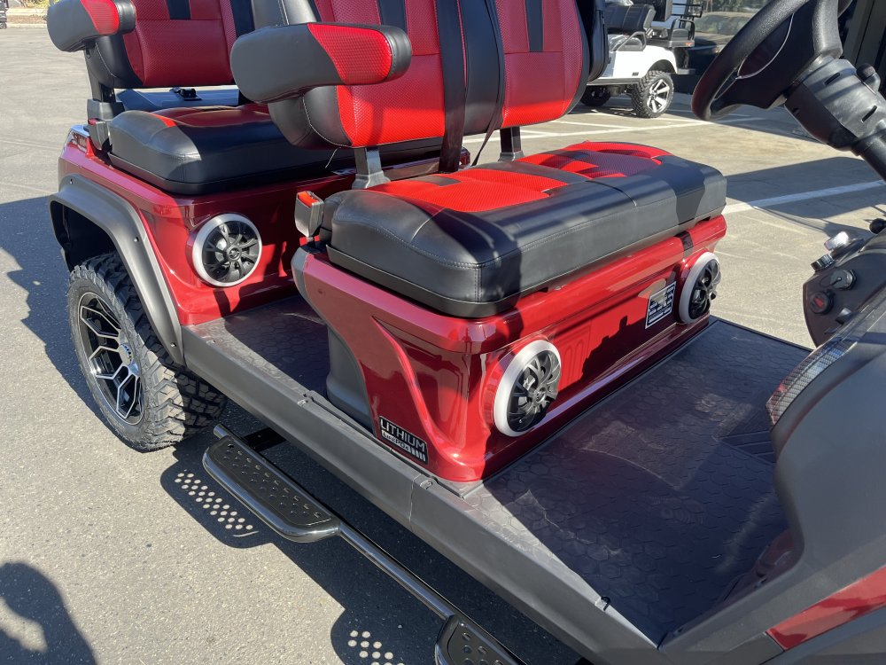 2025 EVOLUTION EV D5-MAVERICK 4 PLUS Golf Cart