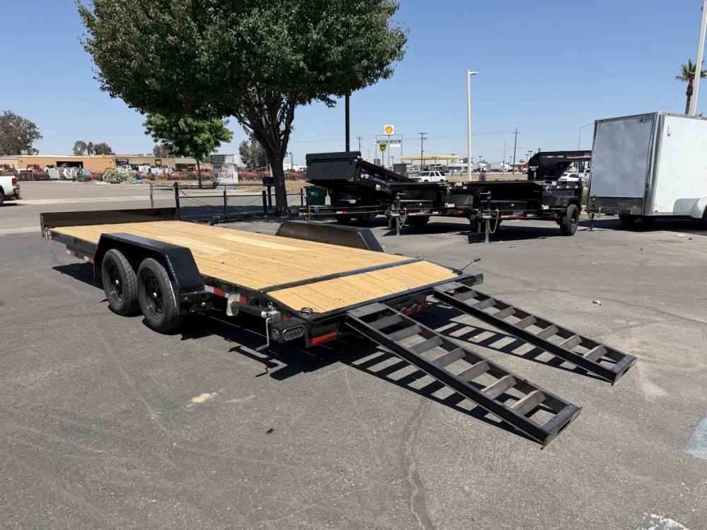 2026 Load Trail CH8320032 Car / Racing Trailer