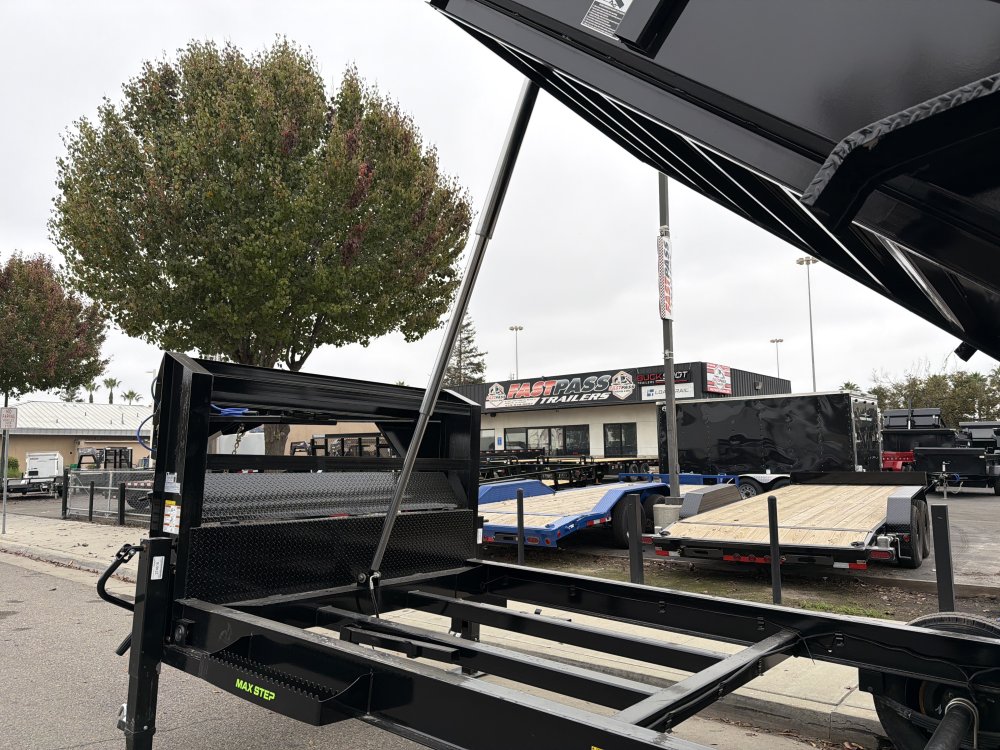 2026 Load Trail Dg8316082 Gooseneck Dump