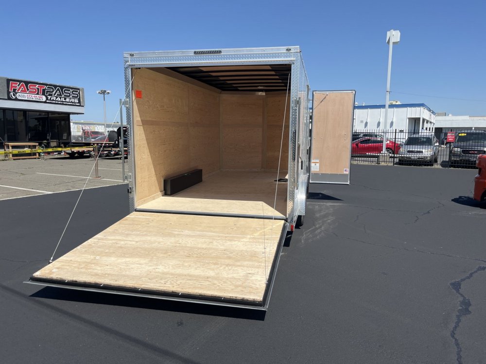 2025 Continental Cargo E-8x16ta2 Enclosed Cargo