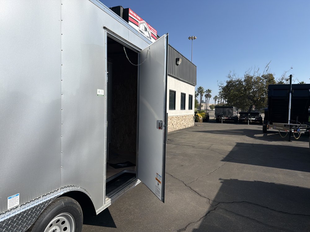 2026 Continental Cargo e-8.5x16ta2 Enclosed Cargo