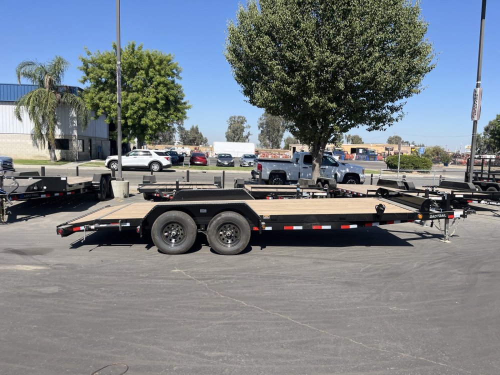 2025 Load Trail CH8320052 Equipment