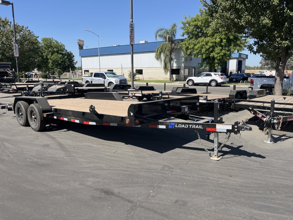 2025 Load Trail CH8320052 Equipment