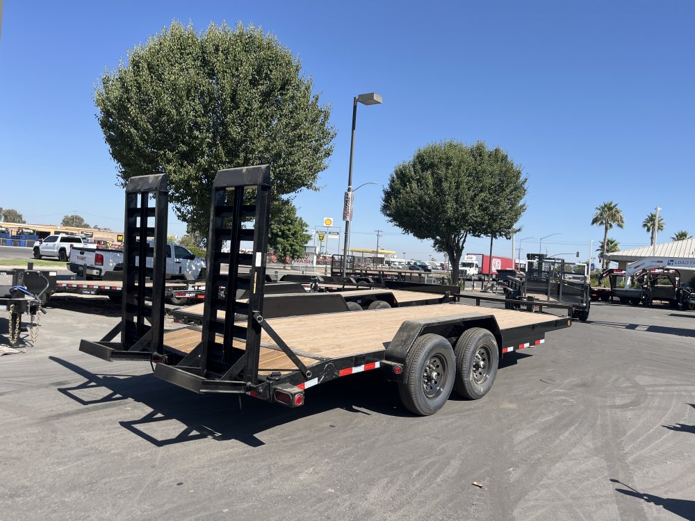 2025 Load Trail CH8320072 Equipment