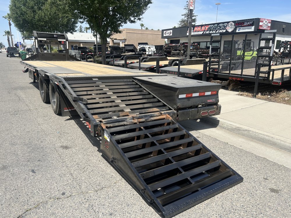 2025 BUCKSHOT TRAILERS Bolt 25R Equipment