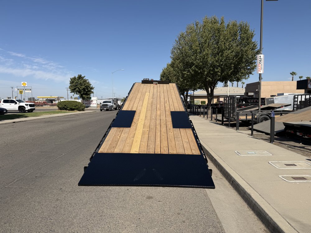 2027 Load Trail photo 3