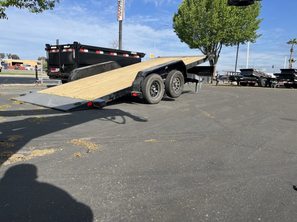 2025 Load Trail TM8318032 Tilt