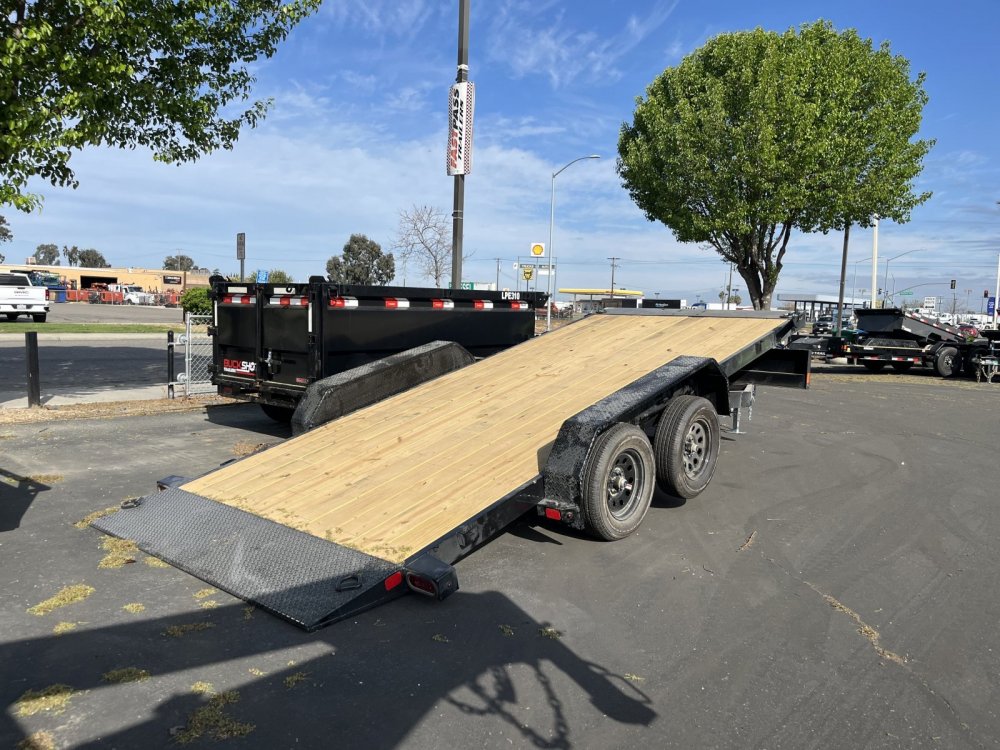 2025 Load Trail TM8318032 Tilt