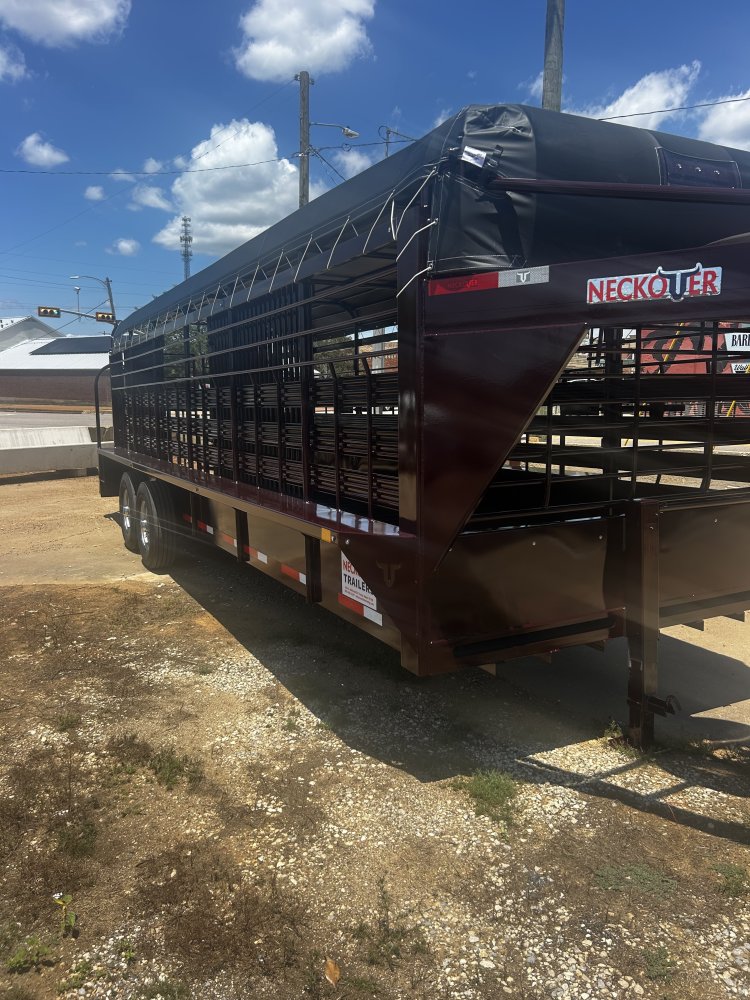6.8x24' Neckover Livestock