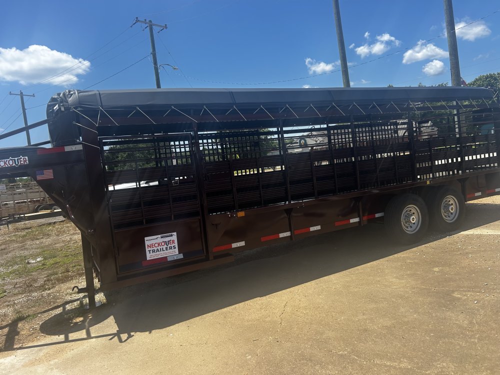 6.8x24' Neckover Livestock