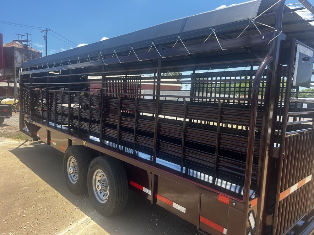 6.8x24' Neckover Livestock