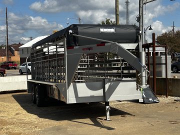 6.8x20' Neckover Livestock