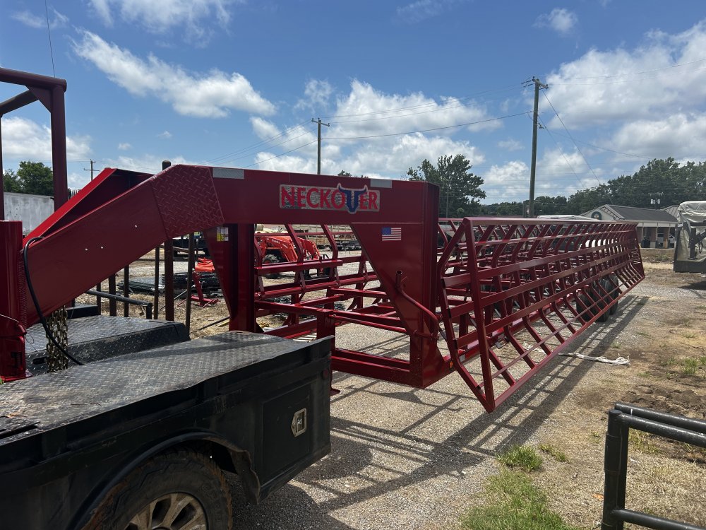 8x38 Neckover Hay