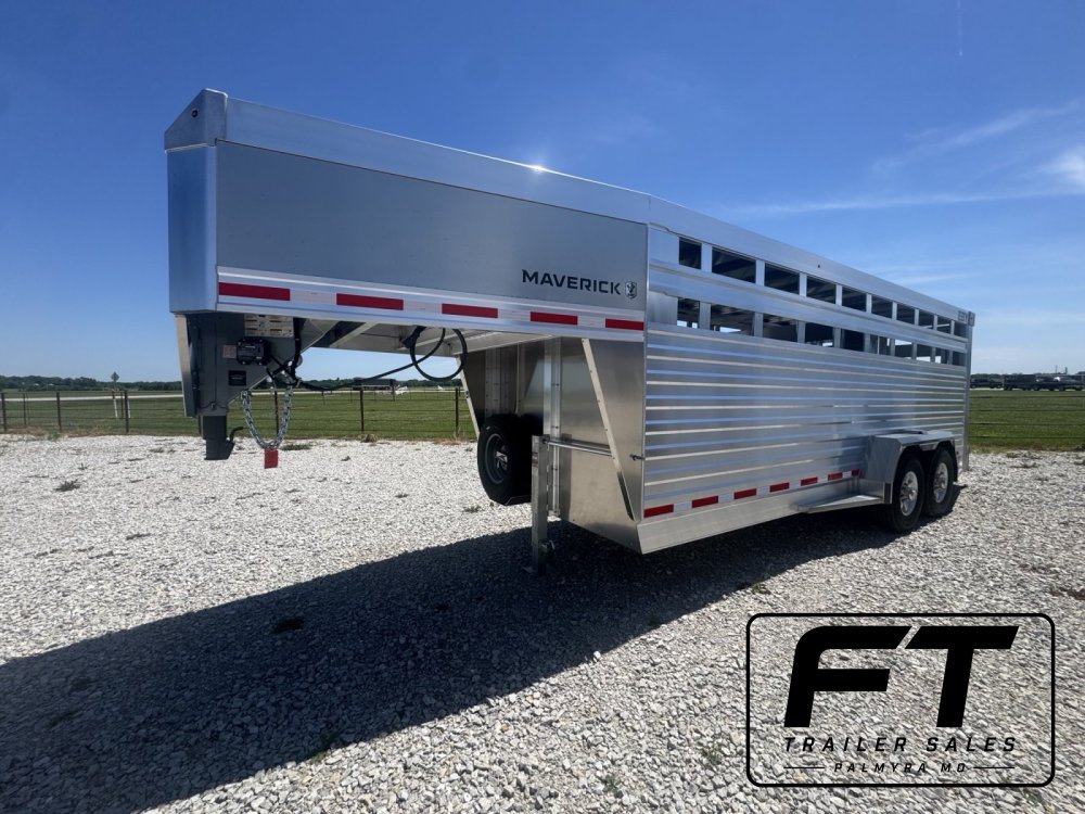 2027 Eby 20' Maverick Livestock Trailer