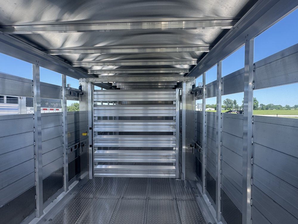 2027 Eby 20' Maverick Livestock Trailer