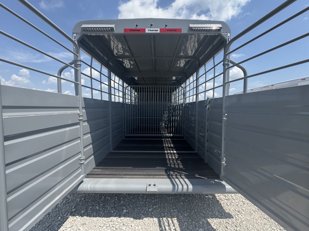 2026 Swift Built 20' Livestock
