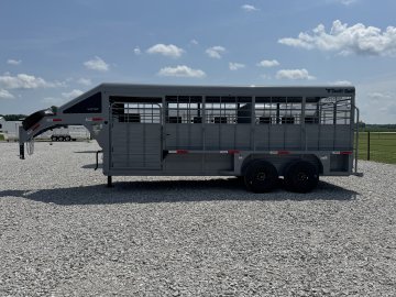 2026 Swift Built 20' Livestock
