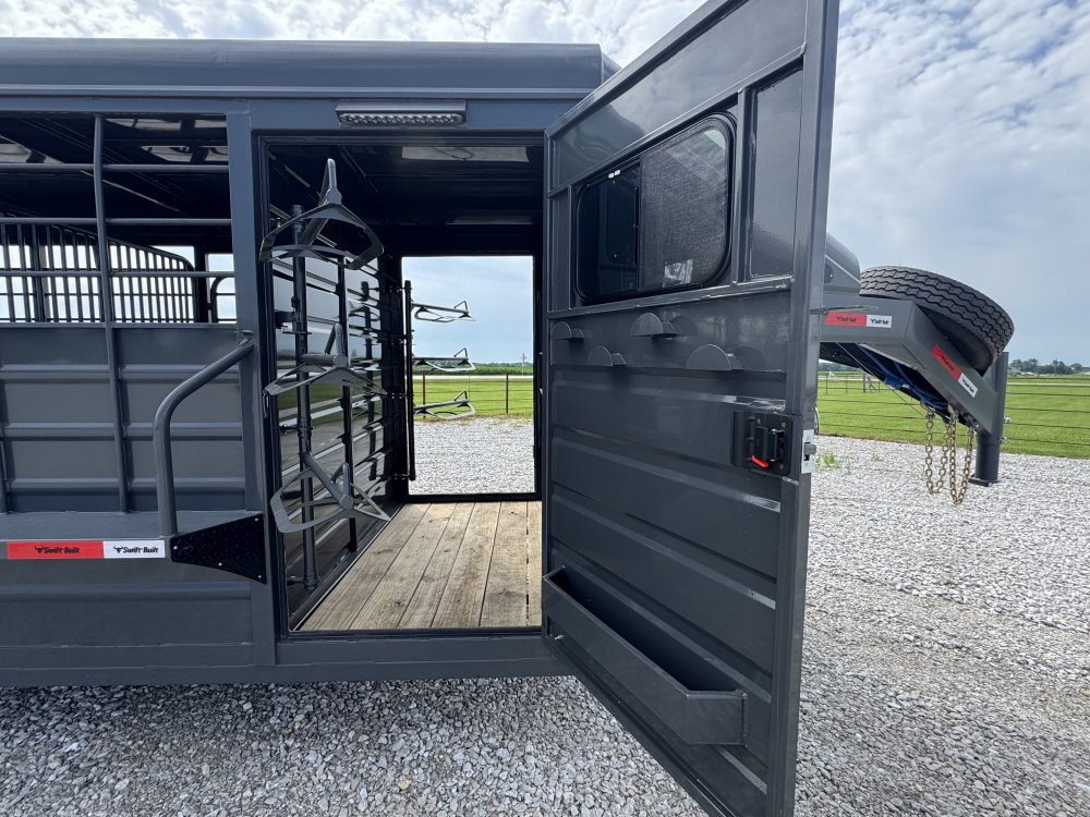 2026 Swift Built 24' Stock Combo